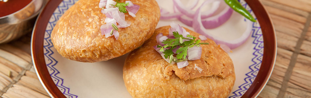 Pyaaz Kachori