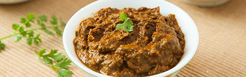 Coriander Leaves Chutney (Kothamalli Thogayal)